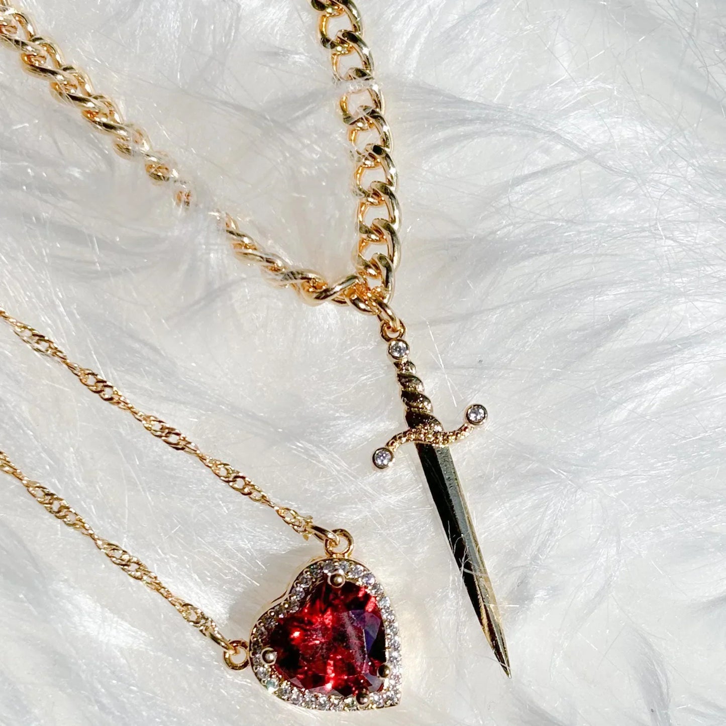 2pcs Can Be Assembled Heart and Sword Zircon Pendant Necklace for Women Men Couple Silver Gold Plated Choker Chain Jewelry