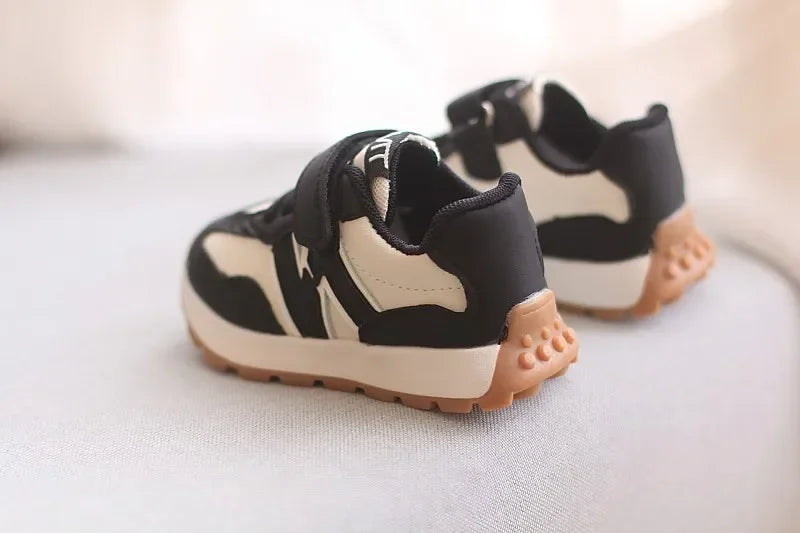 Children's Sneakers for Boy Lightweight Versatile Tennis Shoes for Girls Fashion Causal Kids School Running Basketball Shoes Hot