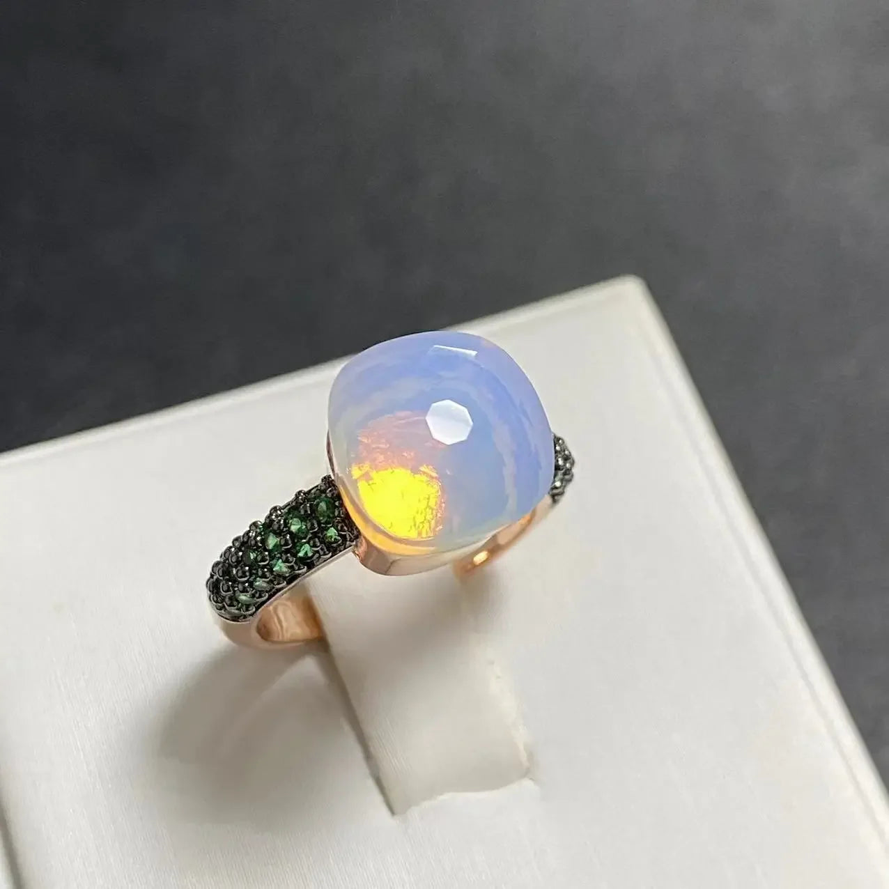 Emerald Ring for Women Green Zircon Inlay Rose Gold & Black Gun Plated 30 Colors Candy Crystal Style Jewelry Birthday Gift