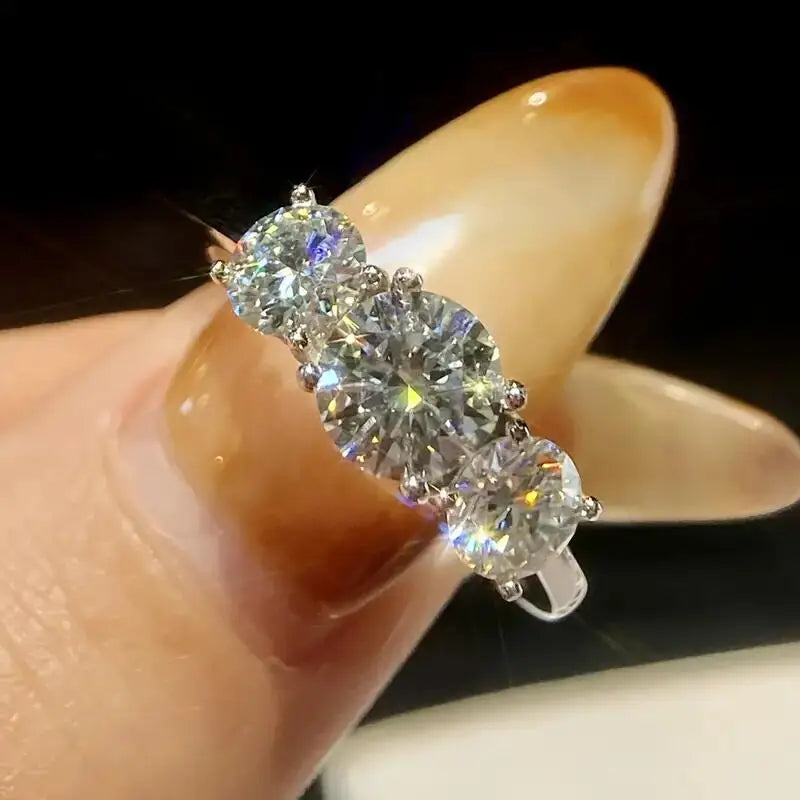 925 Silver Ladies Fashion Engagement Rings Round Cut 6.5mm/8mm Moissanite Three Stone Ring for Women Wedding Jewelry