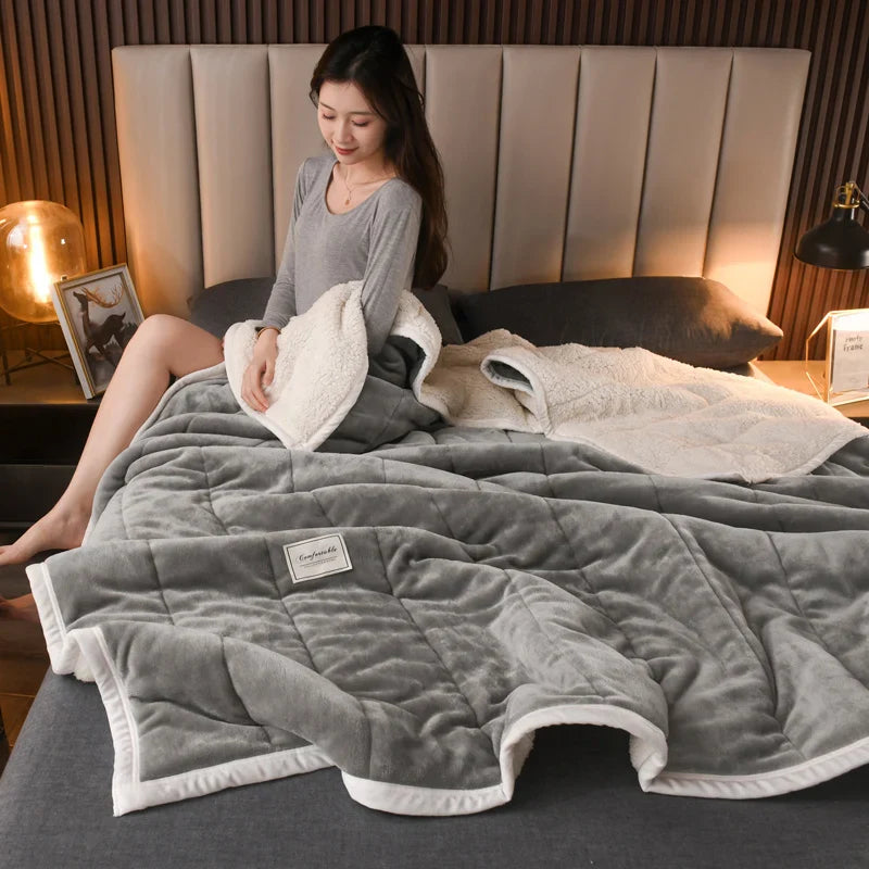 Super Soft Warm Throw Blanket Three-Layer Thick Velvet Solid Color Bedspread Coral Fleece Home Throws Adult Bed Cover Winter