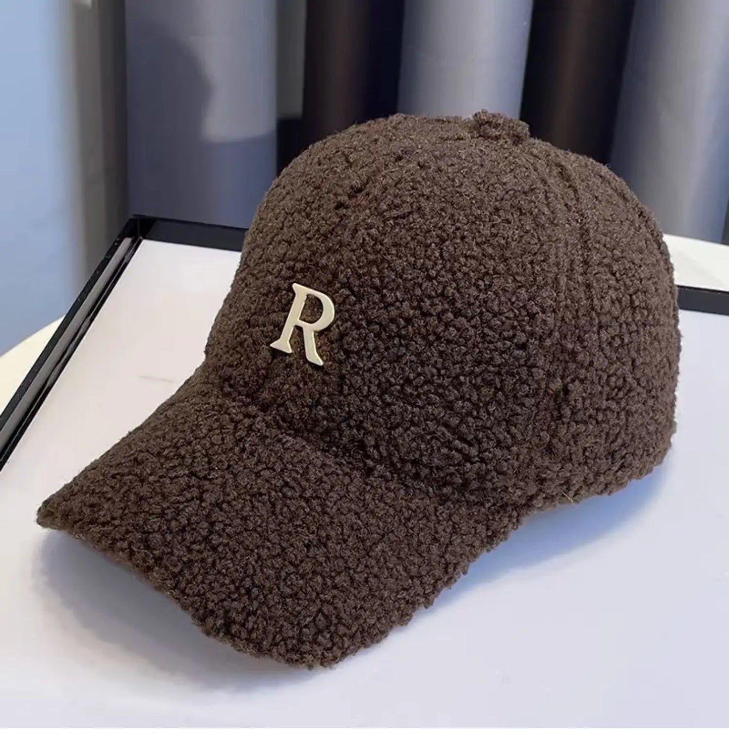 Baseball Cap Winter Hats For Women Men Unisex Letter Metal Logo Imitation Cashmere Keep Warm Simple Casual Winter Cap New Velvet