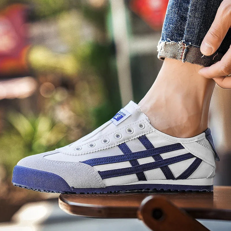 Men's Classic Running Shoes Lace Up Flat Bottom Sports Shoes Soft Sole Walking Shoes Breathable Couple Casual Shoes Tennis Shoes