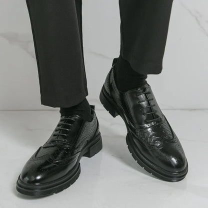 Classic Wedding Leather Shoes For Men Brogues High Quality Men's Dress Business Shoes Office Party Social Formal Shoes Male