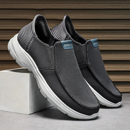 New Summer Breathable Canvas Shoes Men Loafers Slip On Sneakers Fashion Casual Men Shoes Lightweight Flats Men Driving