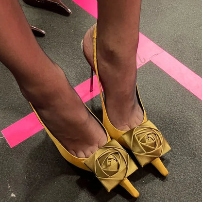 Ladies' Springand SummerStiletto Heelswith PointedPoints AndHollow OutBanquet Shoes,European AndAmerican SexyRose Fashion Shoes