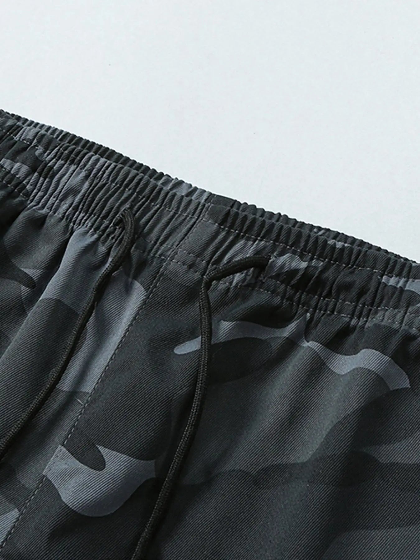 Men's Plain Sports and Casual Trousers with Drawstring Elastic Waist, Camouflage, with Pockets, Suitable for Outdoor Camping, Hiking and Mountaineering, Exercise and Fitness