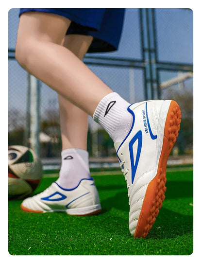 New Men Football Boots Indoor Futsal Soccer Shoes Ultralight Wholesale Professional Training Unisex Breathable Drop Shipping