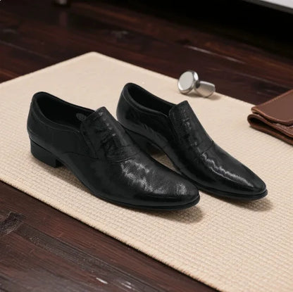 Spring Autumn New Pointed Leather Shoes for Men Solid Color Business Casual Shoes Male Fashion Designer Dress Shoe Man