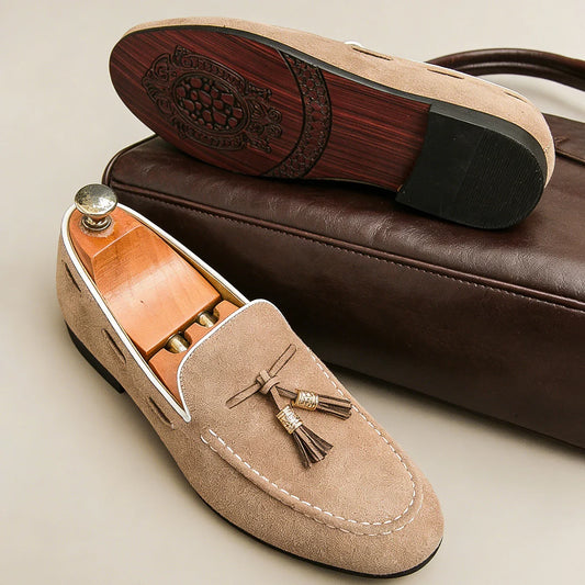 New Fashion Tassel Slip On Loafers Suede Leather Men Shoes Classic Dress Office Daily Business Party Casual Shoe for Man