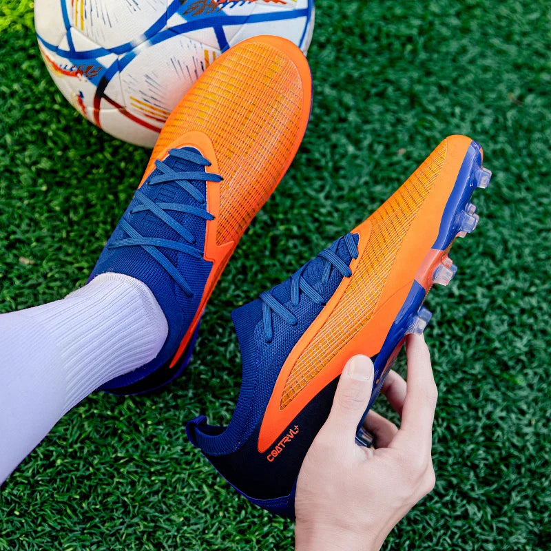 2026 New Men Soccer Cleats Breathable Lightweight Football Boots Anti-Slip Training Shoes Outdoor Sport Sneakers