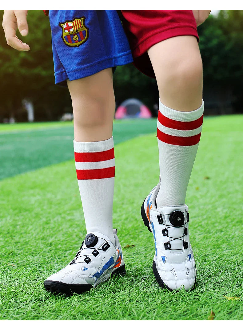 Children's Soccer Shoes Kids Sneakers Non-slip Boys Girls Football Boots Outdoor Ultralight Soccer Trainers Leather Futsal Shoes