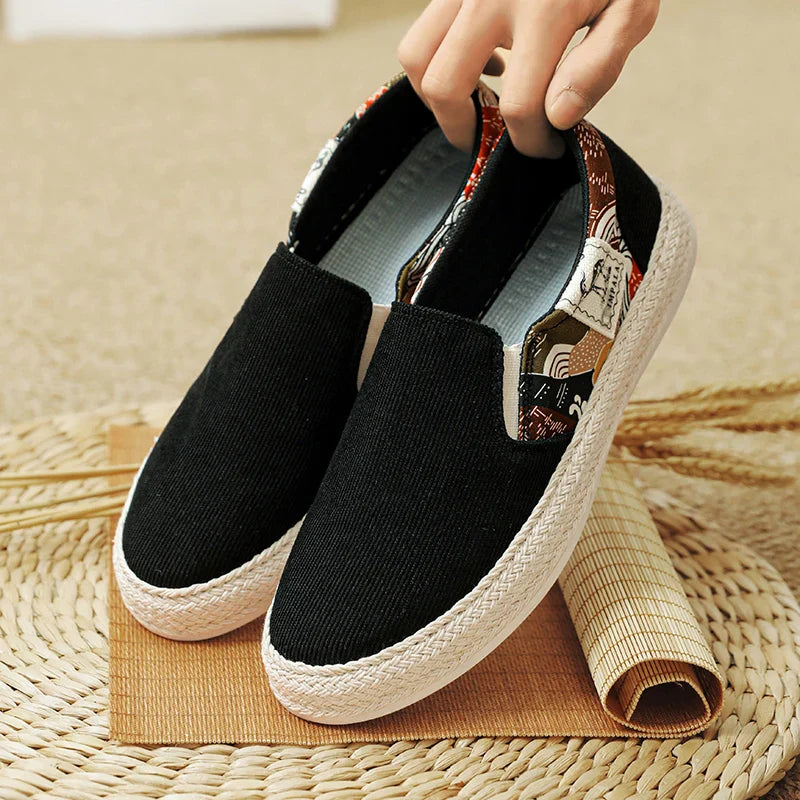 New men's youthful and trendy outdoor casual simple personality slip-on lazy casual shoes