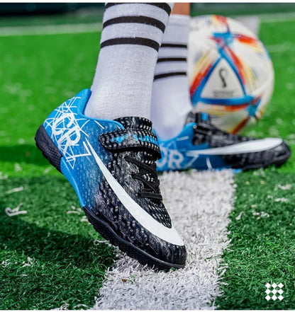 Kids Sport Football Shoes For Boys Indoor Turf Training Outdoor Fast Hall Childrens Soccer Shoes Light Football Boots Sneakers