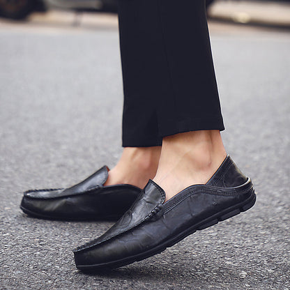 Summer Men Casual Shoes Leather Moccasins Breathable Slip on Boat Shoes Italian Luxury Brand Mens Driving Loafers Size 37-47