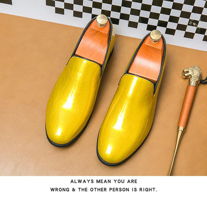 Patent leather bright casual leather shoes set feet a slip-on lazy people work business British windbean men's shoes size 46