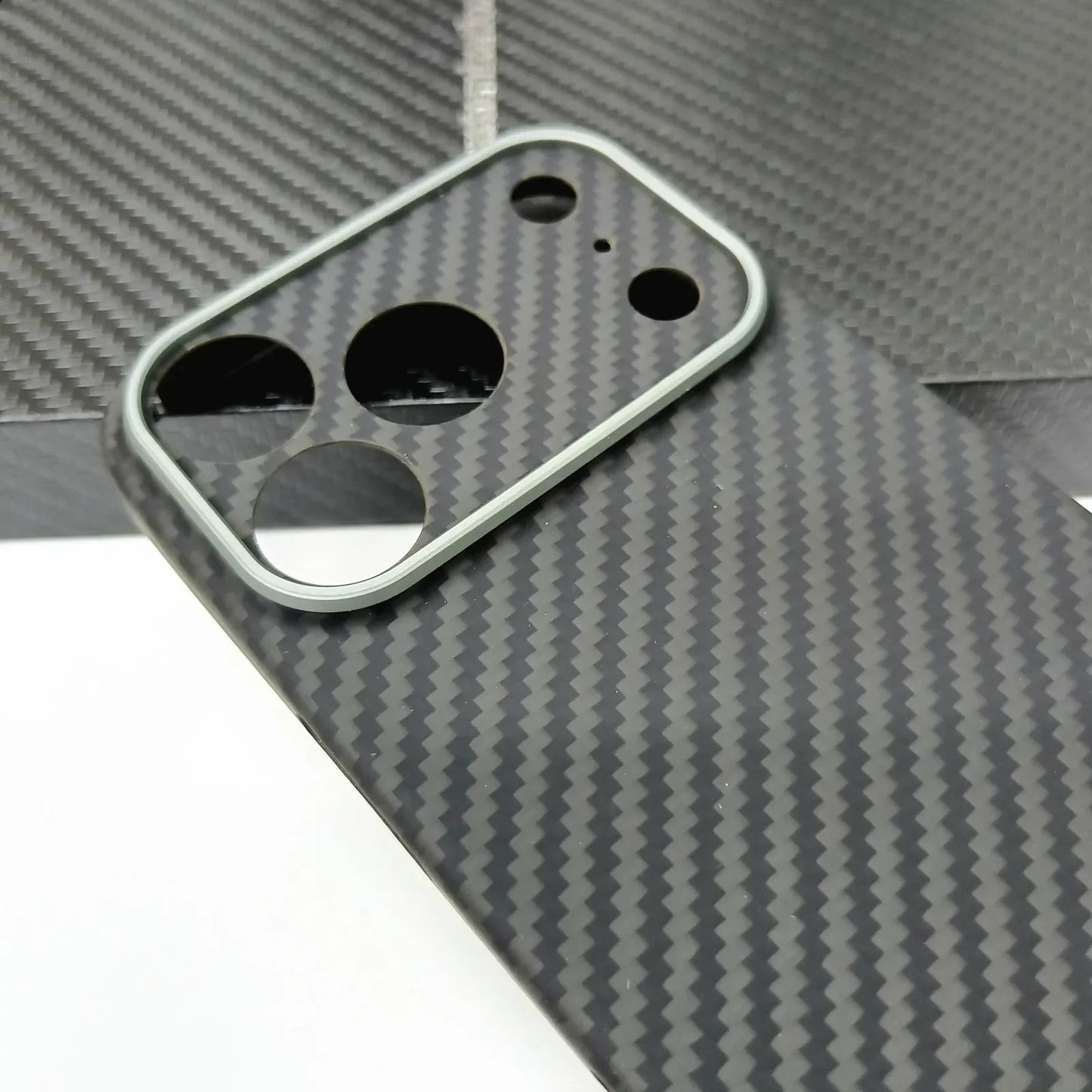 Genuine Aramid Carbon Fiber Mag Safe Magnetic Case For iPhone 17 Pro Max 17Pro Matte Camera Hole Thin Hard Armor Cover