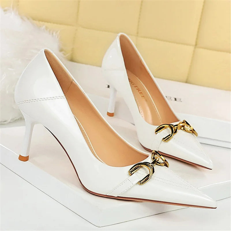 Women 7cm 10cm High Heels Wedding Bridal Replica Pumps Lady Scarpins Metal Chain Buckle Low Heels Stiletto Nude Green Prom Shoes