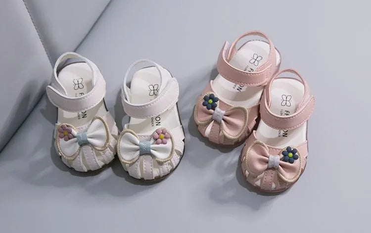 2026 New Girls Baby Soft Sole Princess Sandals Extra Soft Summer Toddler Closed Toe Fashion Walking Shoes