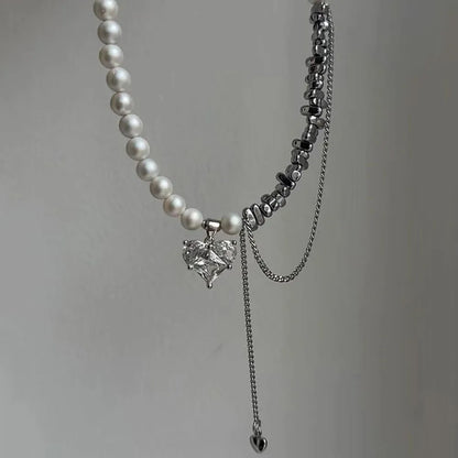 New Irregular Choker Vintage Tassels Zircon Heart Pendant Necklace For Women Female White Imitation Pearl Chain Valentine's Gift