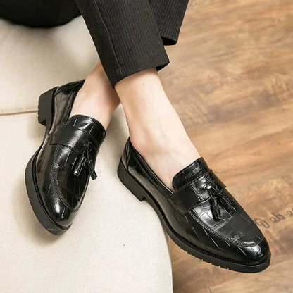 Casual Slip-On Wedding Shoes Men's Small Size Business Leather Shoes British Style Fashionable Loafers Polyurethane Upper Rubber