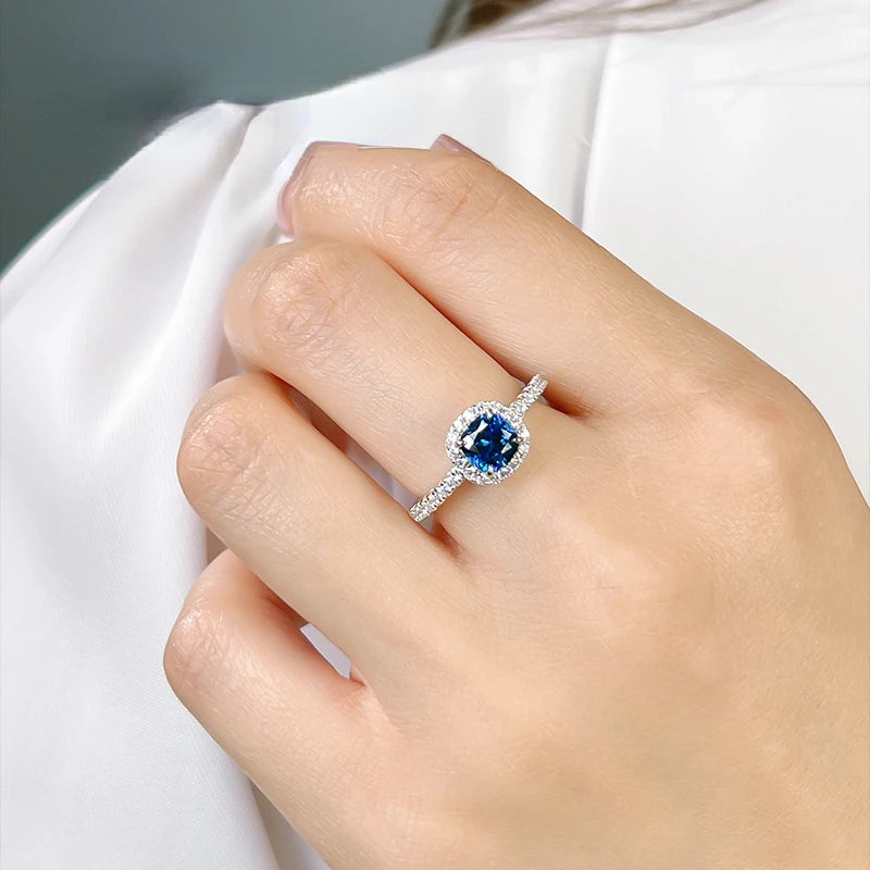 European and American retro princess square 925 silver ring inlaid with high carbon diamonds niche light luxury, daily exquisite