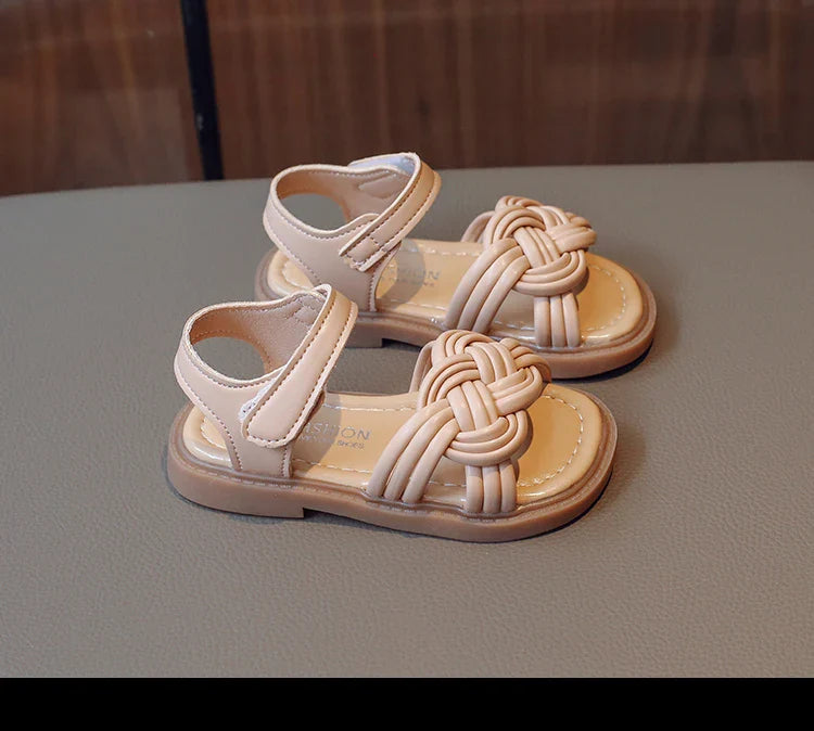 Children Fashion Girls Sandals Casual Weave Breatheable 2023 New Summer Beach Shoes Princess Flats Hook & Loop Chic Kids Korean