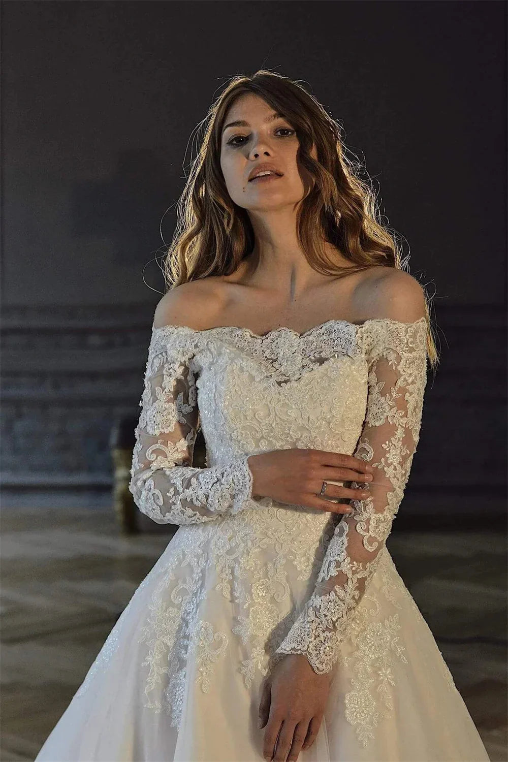 Vintage Off The Shoulder  Long Sleeves Lace Applique  A Line Wedding Dresses Sweep Train 2025 Vestido De Noival
