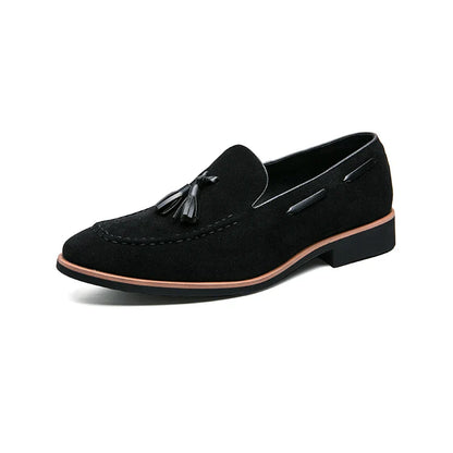 Versão coreana da tendência de mocassins masculinos de couro fosco britânicos sapatos casuais de couro com franjas respiráveis e slip-on