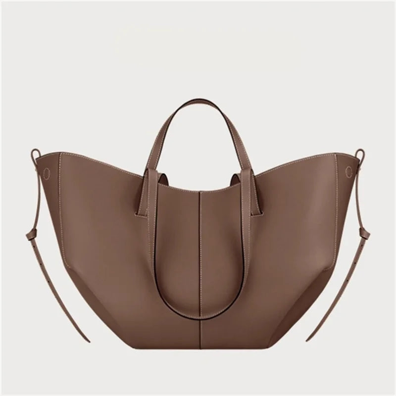Nouveau sac fourre-tout en cuir de grande taille pour femmesNiche féminine sac à main ailes de grande capacité sac à bandoulière