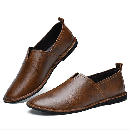 Mocassins Casuais Retrô Masculinos de Sola Macia Confortáveis e Antiderrapantes Feitos à Mão para Sapatos de Negócios Casuais 38-47
