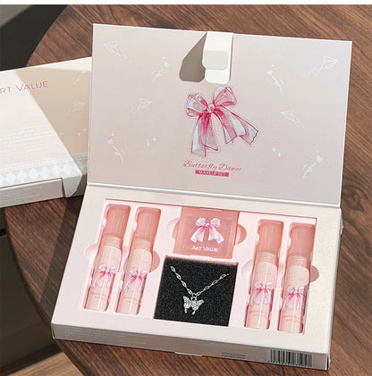 Makeup Sets Include 4Pcs Velvet Matte Lip Mud,1 Pc Blush Palette And 1 Necklace Gift Cosmetics Kits Lasting Lipgloss