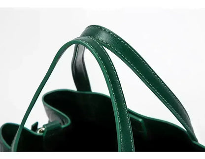 Large Capacity Handbag Luxury Brand Temperament Letter Print with Lock Design 2025 Trendy Women's Crossbody Bag