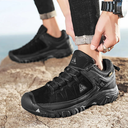High Quality Men Hiking Shoes Durable Leather Climbing Shoes Outdoor Walking Sneakers Rubber Sole Factory Outlet