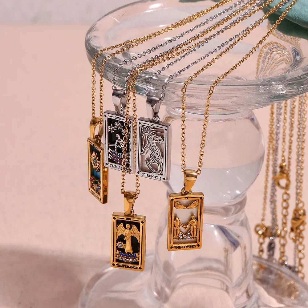 Original New Tarot Queen Lover Magician Moon Necklace Tarnish Free Stainless Steel Jewelry 18K Gold Plated Decoration