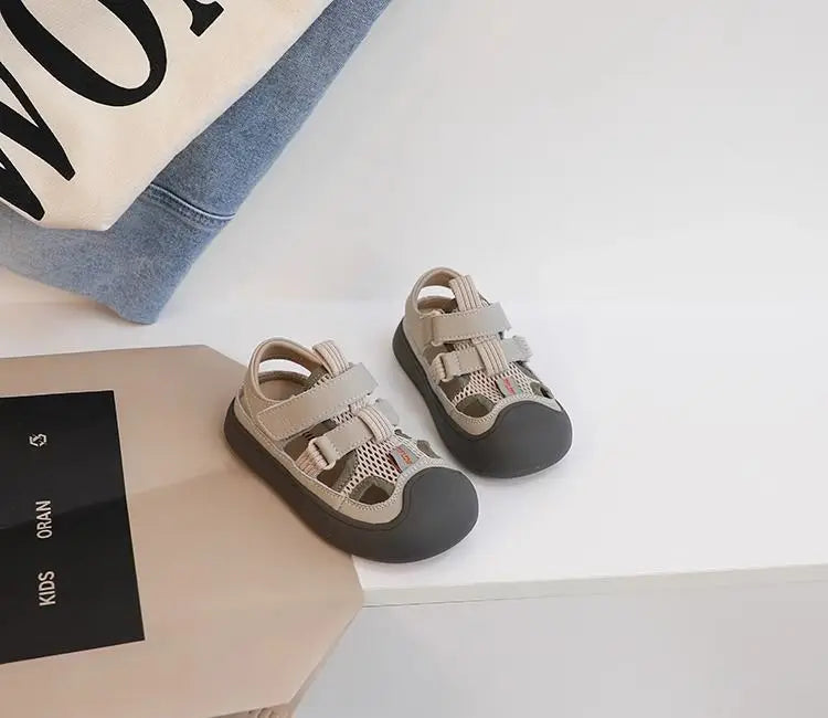 Children Sports Sandals Versatile Kids Causal Cut-outs Sandals Summer Fashion Boys Girls Patchwork Mesh Beach Shoes Black Beige