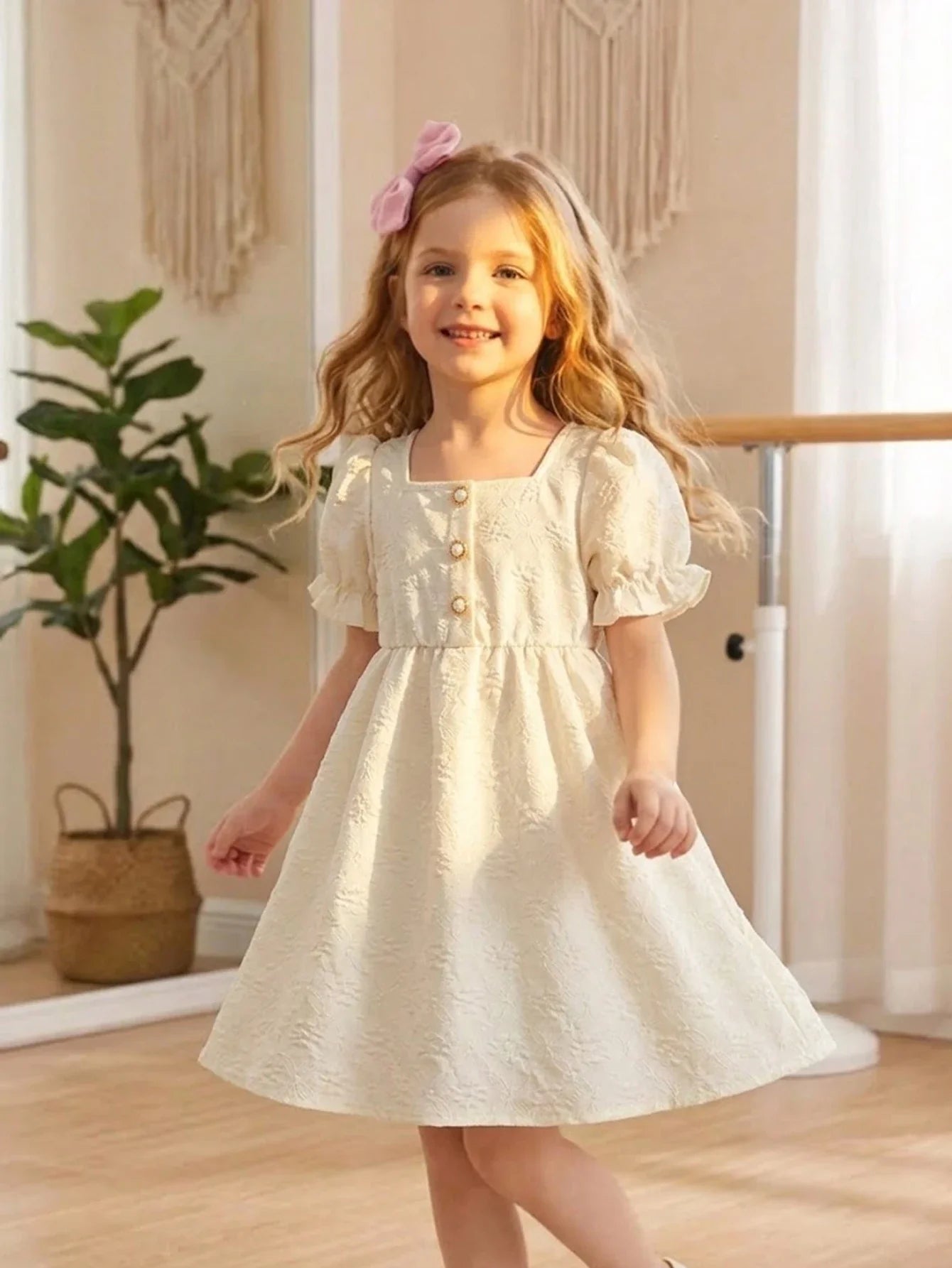Girls' summer jacquard square neck dress with bubble sleeves, fashionable and sweet pearl buttons, half open collar