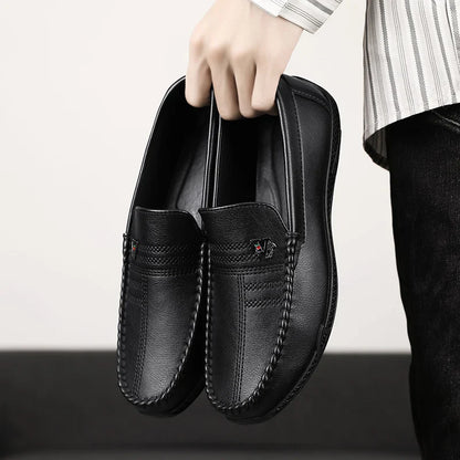 New White Black Leather Men Casual Shoes Luxury Brand Formal Dress Shoes Designer Men Loafers Breathable Slip on Driving Shoes
