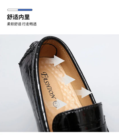 Patent Leather Beanie Shoes for Men 2025 New Spring and Summer Large Size Patent Leather Casual British Leather Shoes for Women Slip-On Slip-On Shoes