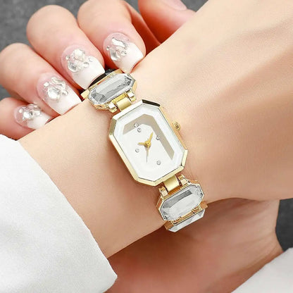 Elegant Women Watches Fashion Rectangle Dial Quartz Wrist Watches Girls Clock Reloj Hombre（Without Box）