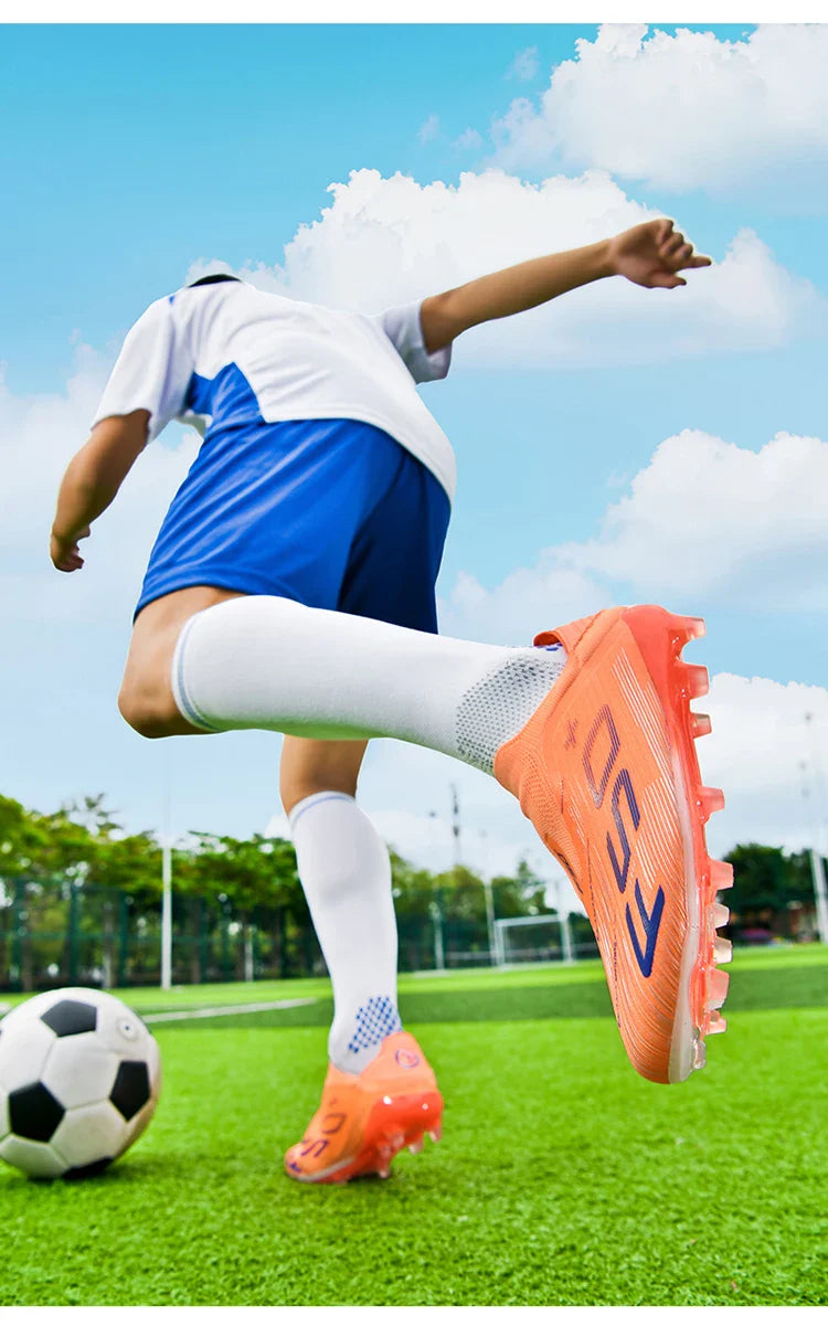 New Men Soccer Shoes Cleats Grass Futsal Comfortable Turf Football Boots Sports Ultralight FG/TF Non Slip Indoor Adult Sneakers