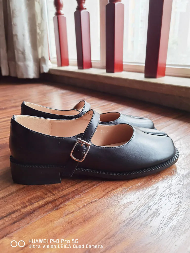 Fashion Women's Shoes New High Quality Leather Split Toe Mary Jane Shoes Comfortable Low Heel Women Shoes Lolita