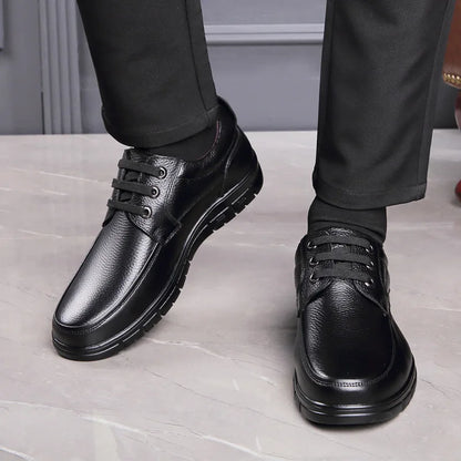 Handmade Leisure Men Shoes New Trendy Minimalist Work Shoes With Lace Up Middle-Aged Dad Formal Casual Business Leather Shoes