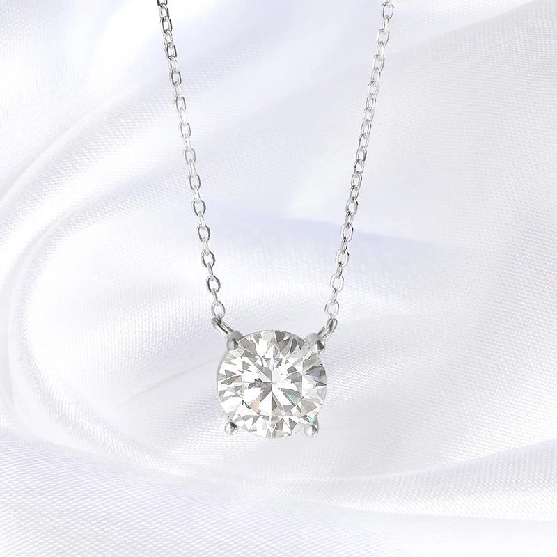 Colar Feminino de Moissanite Banhado a Ouro Branco 1-10 CT Clássico com Pingente de Quatro Garras Joia de Casamento em Prata Esterlina 925