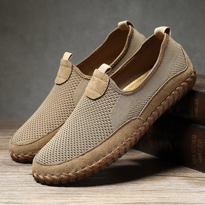 Breathable Men Casual Shoes Lightweight Outdoor Male Walking Shoes Anti-slip Men's Sneakers Slip on Flats Vulcanized Shoes 2025