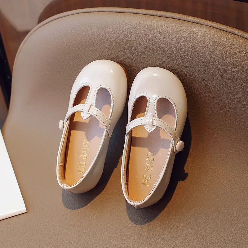 2025 new style soft soled leather shoes for little girls, fashionable and versatile princess shoes, children's college style