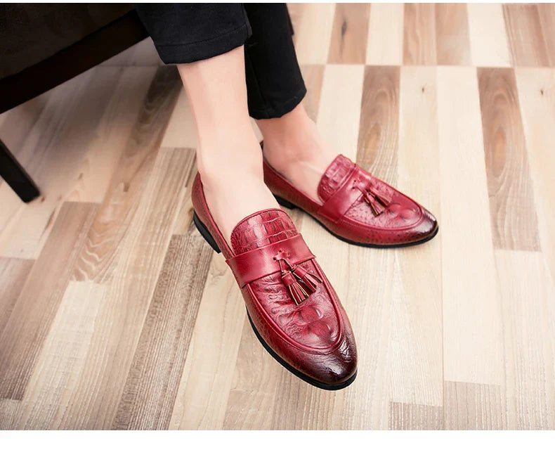 Brand New Mens Casual Shoes Lazy Pointed Leather Shoes Comfortable Sneakers Zapatos De Hombre Snake Skin Dresses 38-47