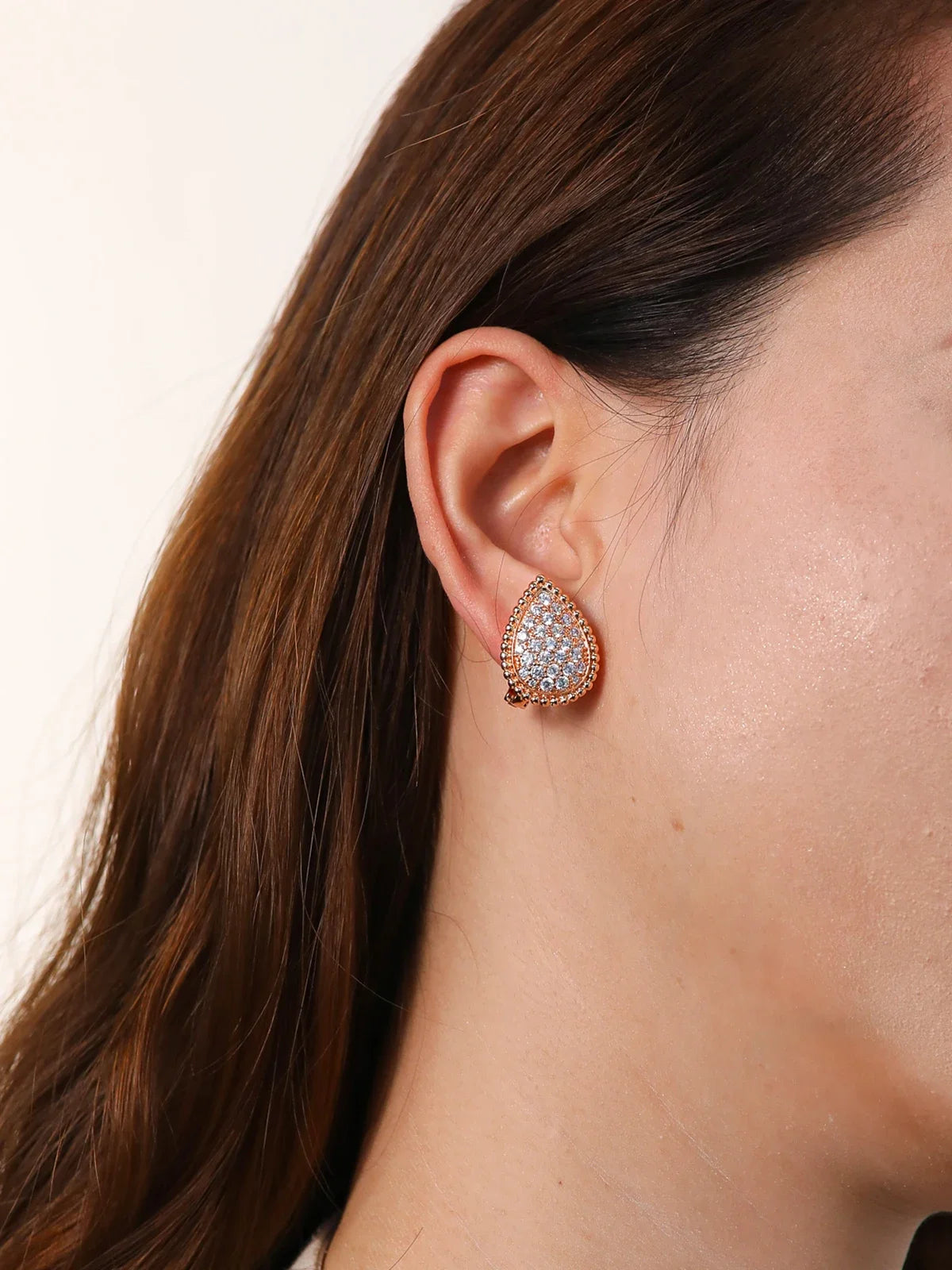 Vintage Ear Clip Earrings for Women Luxury Jewelry Fashion Party Large Water Drop Design Gold Plated Eardrop Stud Earring