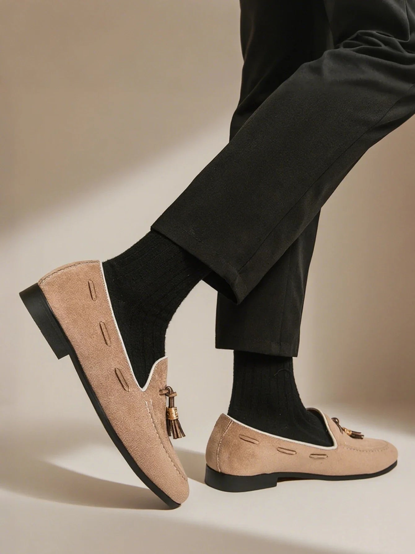 New Fashion Tassel Slip On Loafers Suede Leather Men Shoes Classic Dress Office Daily Business Party Casual Shoe for Man