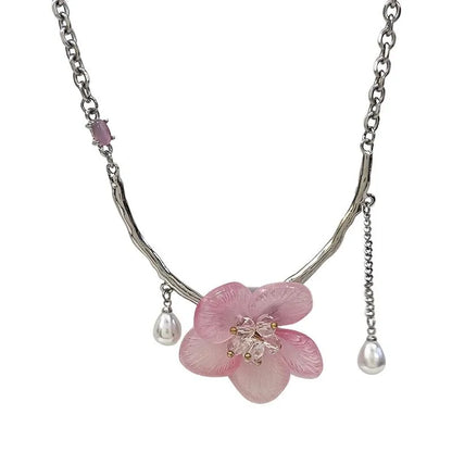 Romantic Niche Pink Sweet Flower Collarbone Chain Versatile Temperament Necklace Women's Pearl Fringe Collarbone Chain